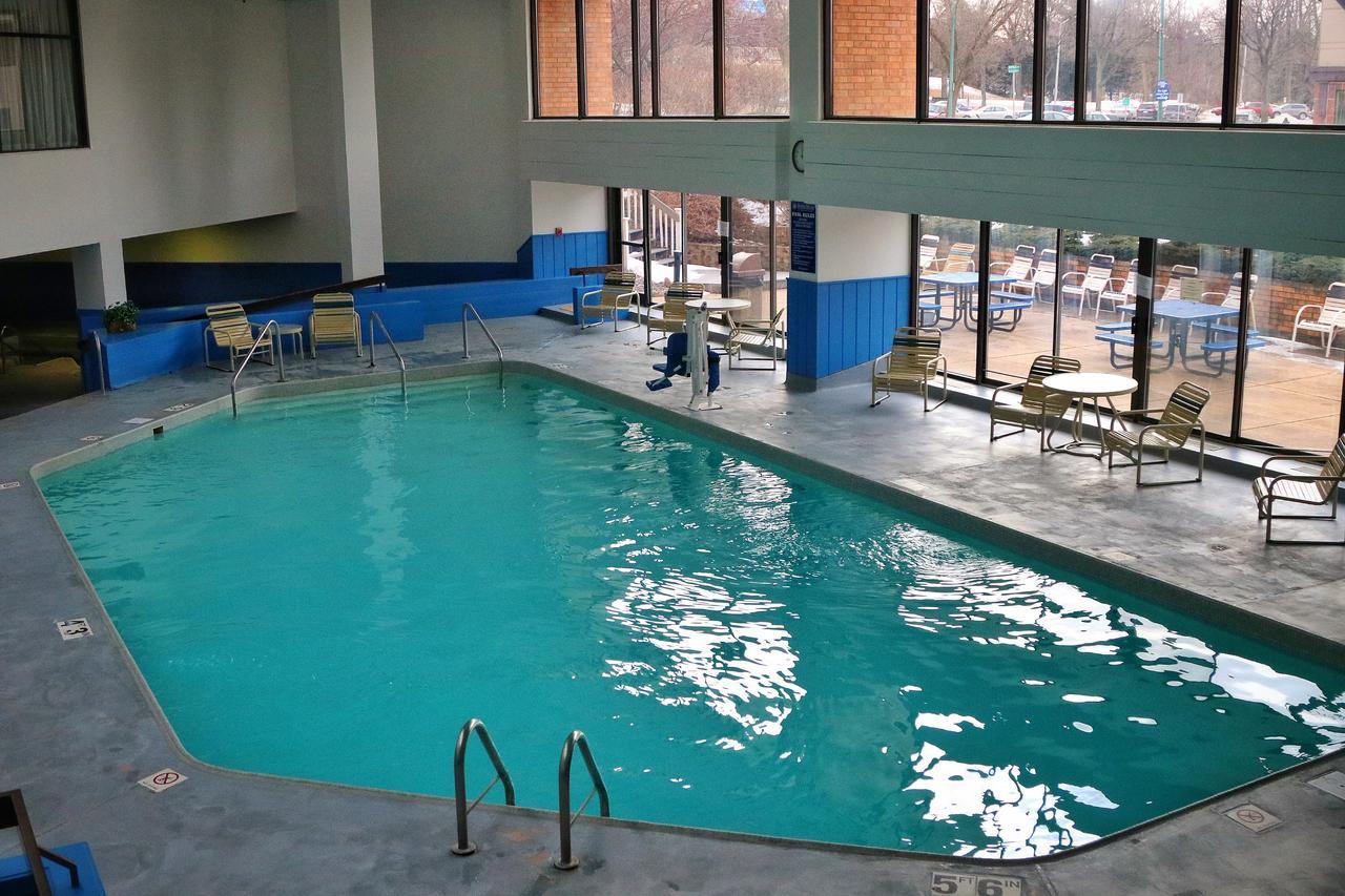 Hotel Mead Resorts & Conventions Center Wisconsin Rapids Eksteriør billede